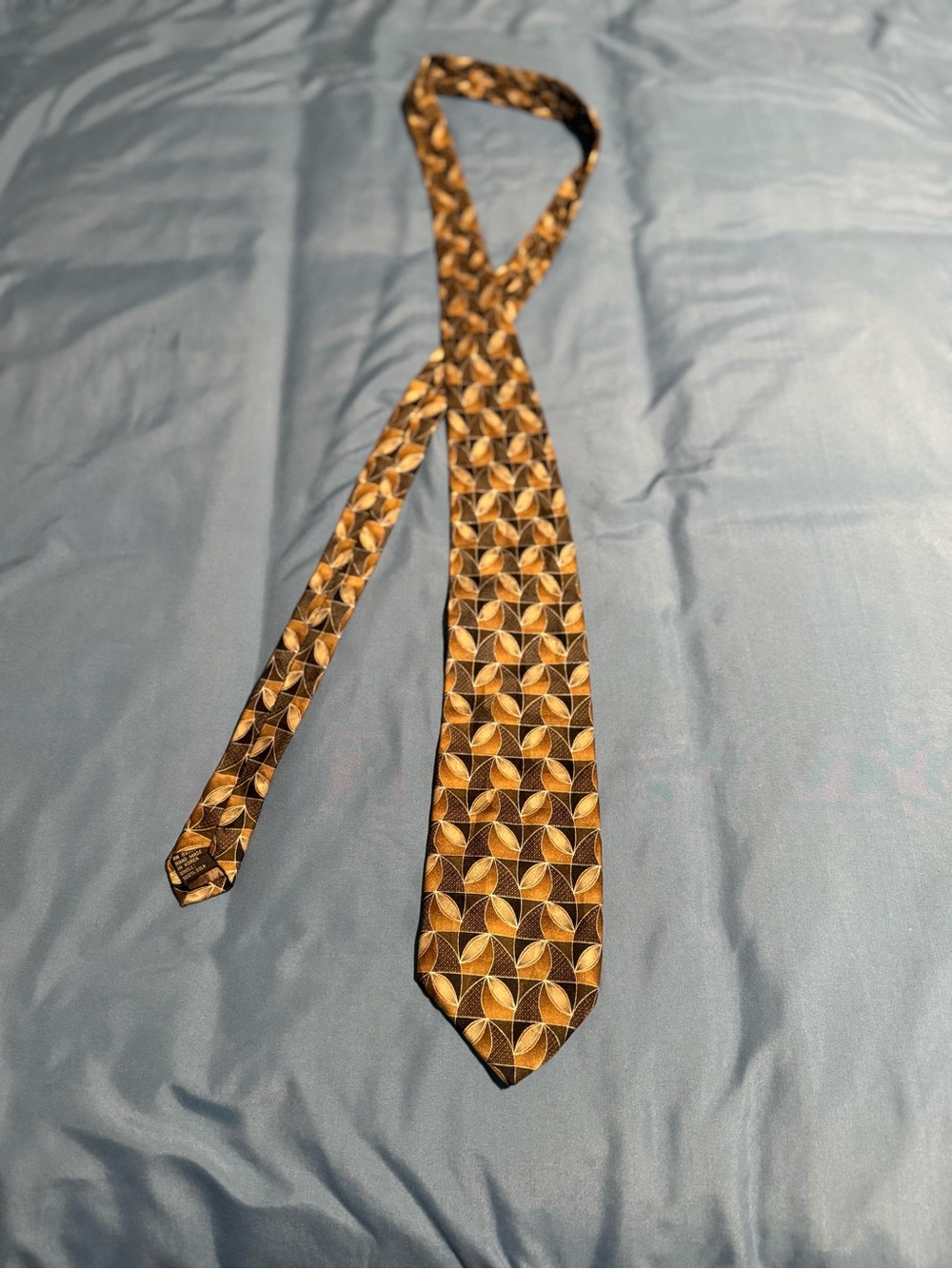 Men's Geometric Gold and Black Dress Tie